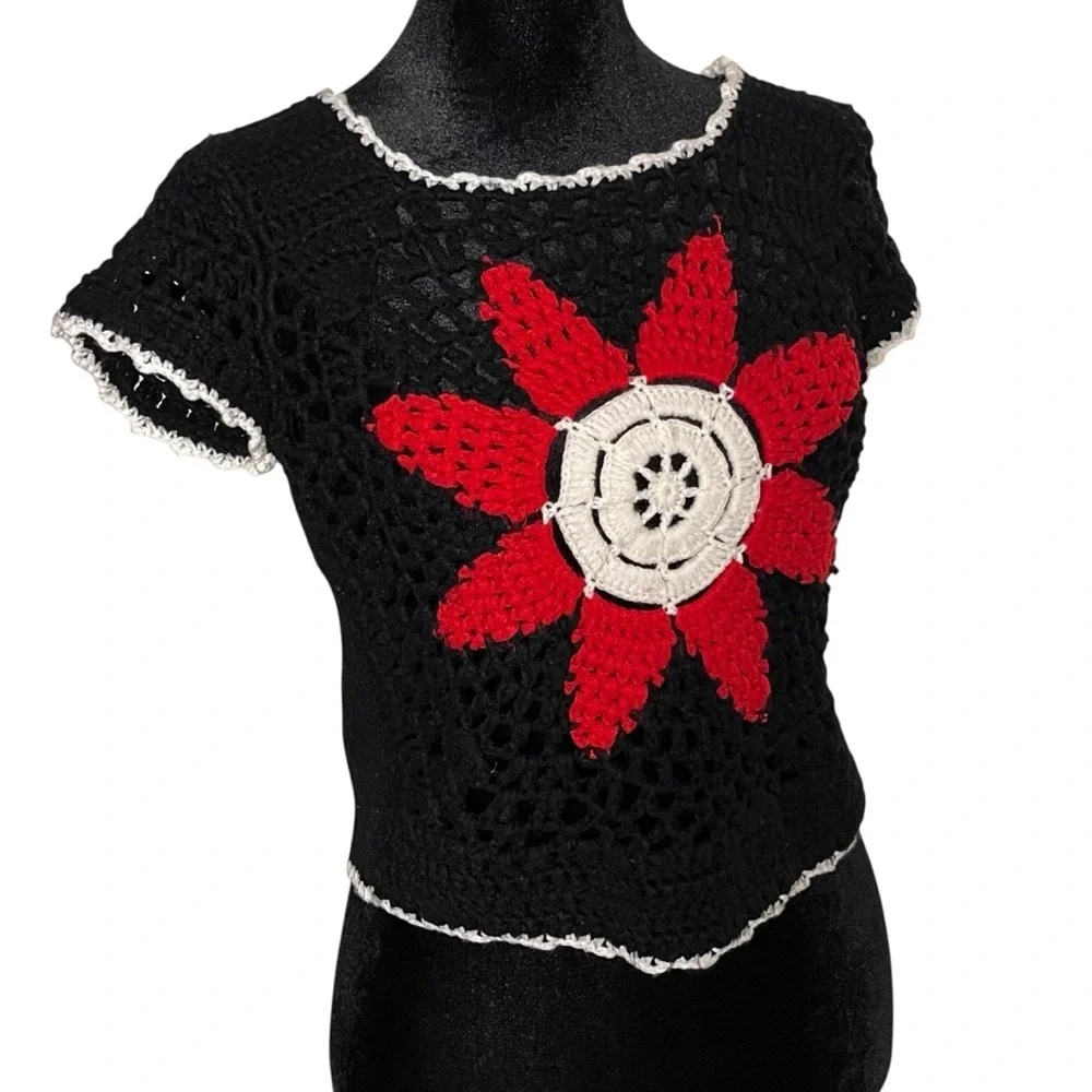 Vintage 70s-Style Crochet Flower Top Cropped – ARDEE – Size S - Picture 3 of 8